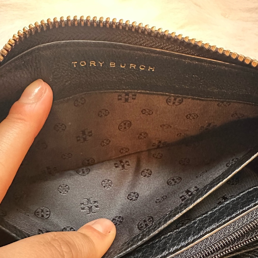 Tory Burch Landon black leather continental wallet - Picture 11 of 12